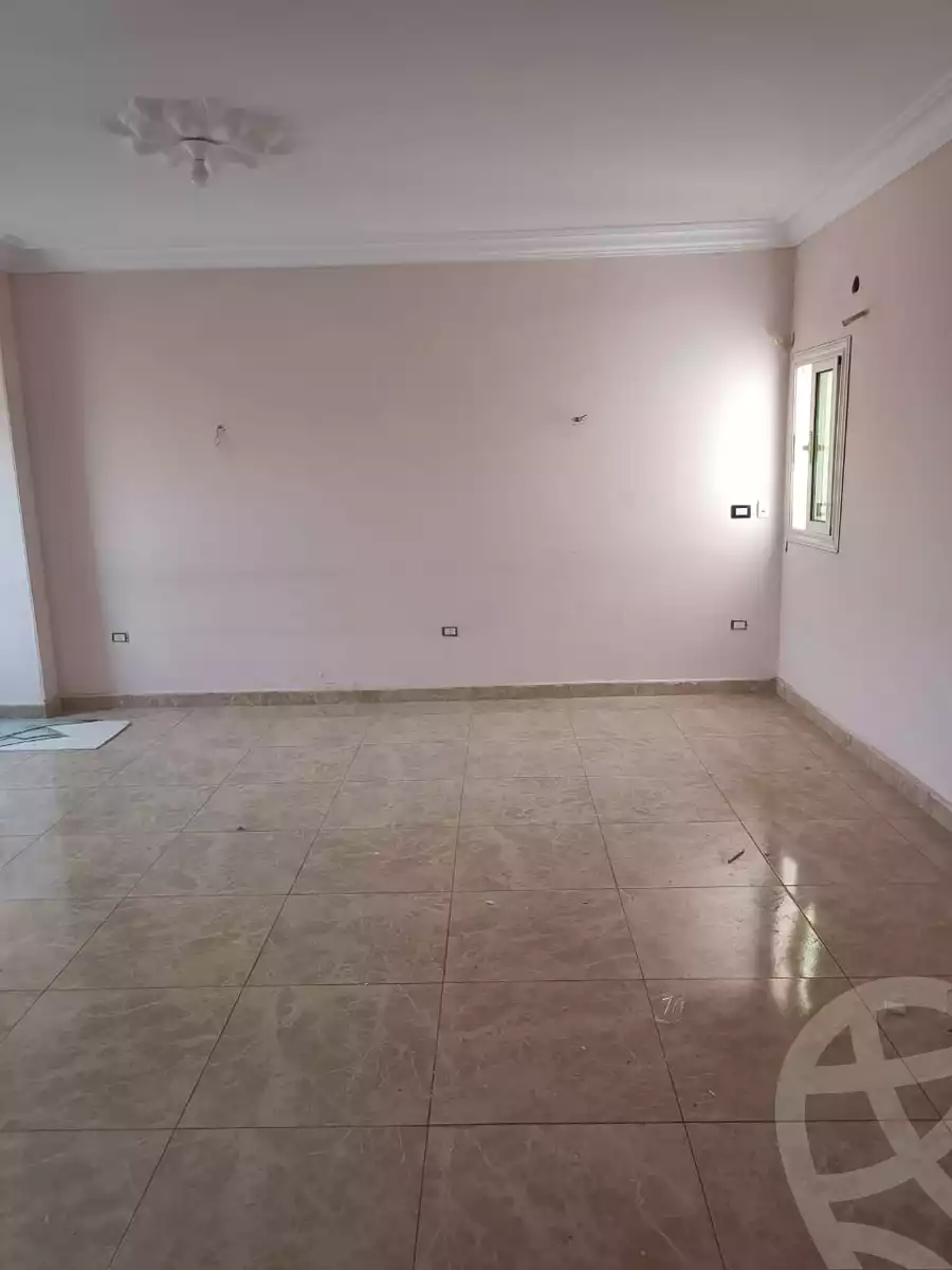 https://aqarmap.com.eg/en/listing/4868072-for-rent-cairo-new-cairo-south-investors-mohammed-nagib-axis-st