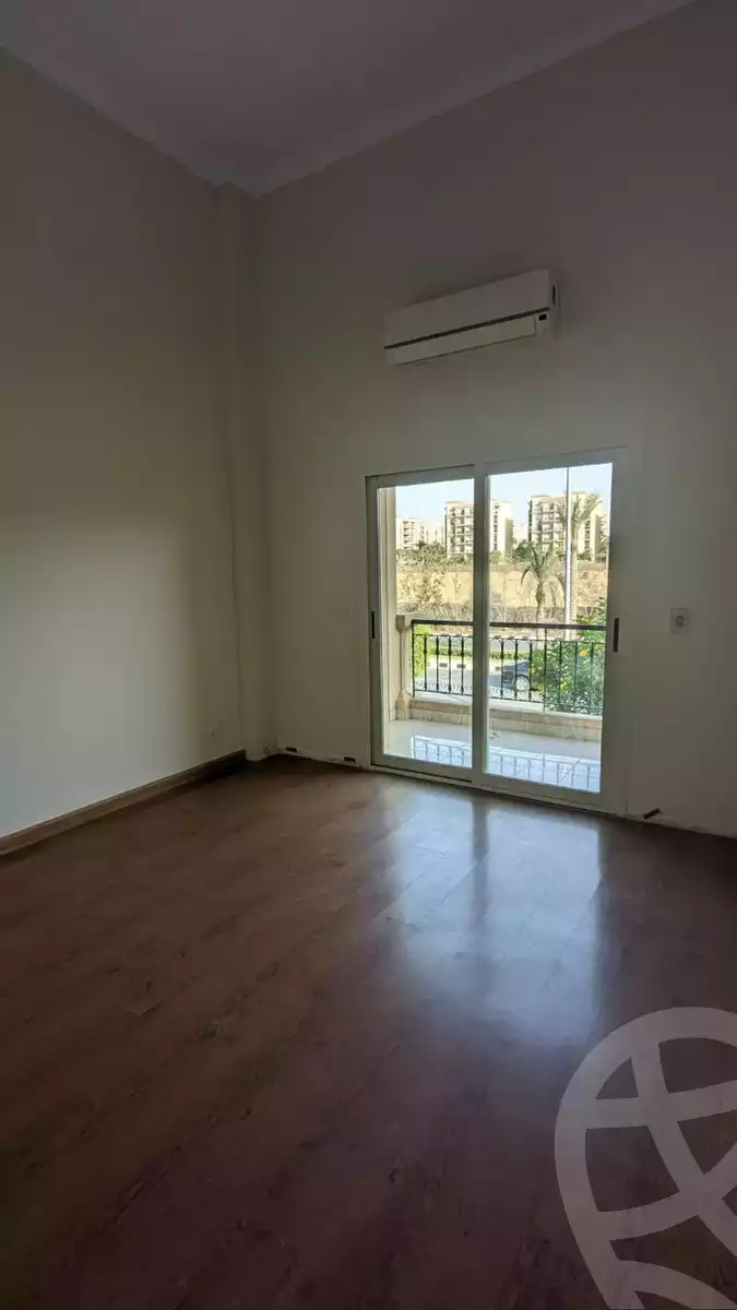 https://aqarmap.com.eg/en/listing/4870882-for-rent-cairo-new-cairo-lrhb-city-phase-6-ibn-sina-st