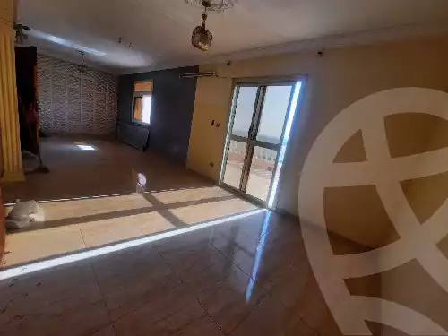 https://aqarmap.com.eg/ar/listing/4890818-for-sale-cairo-helwan-hadayek-helwan-gamal-abd-el-nasir
