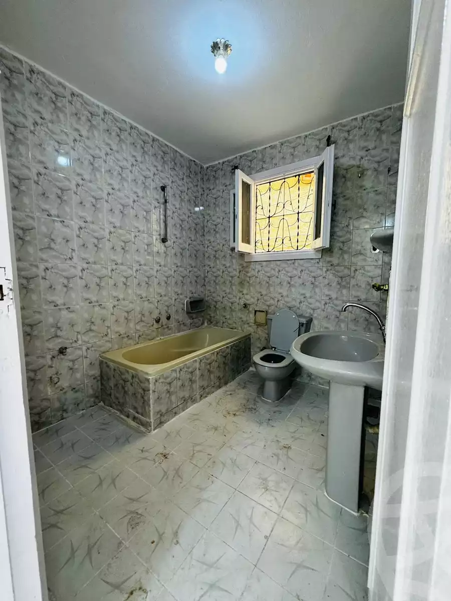 https://aqarmap.com.eg/en/listing/4898362-for-sale-alexandria-l-jmy-shataa-el-nakheel