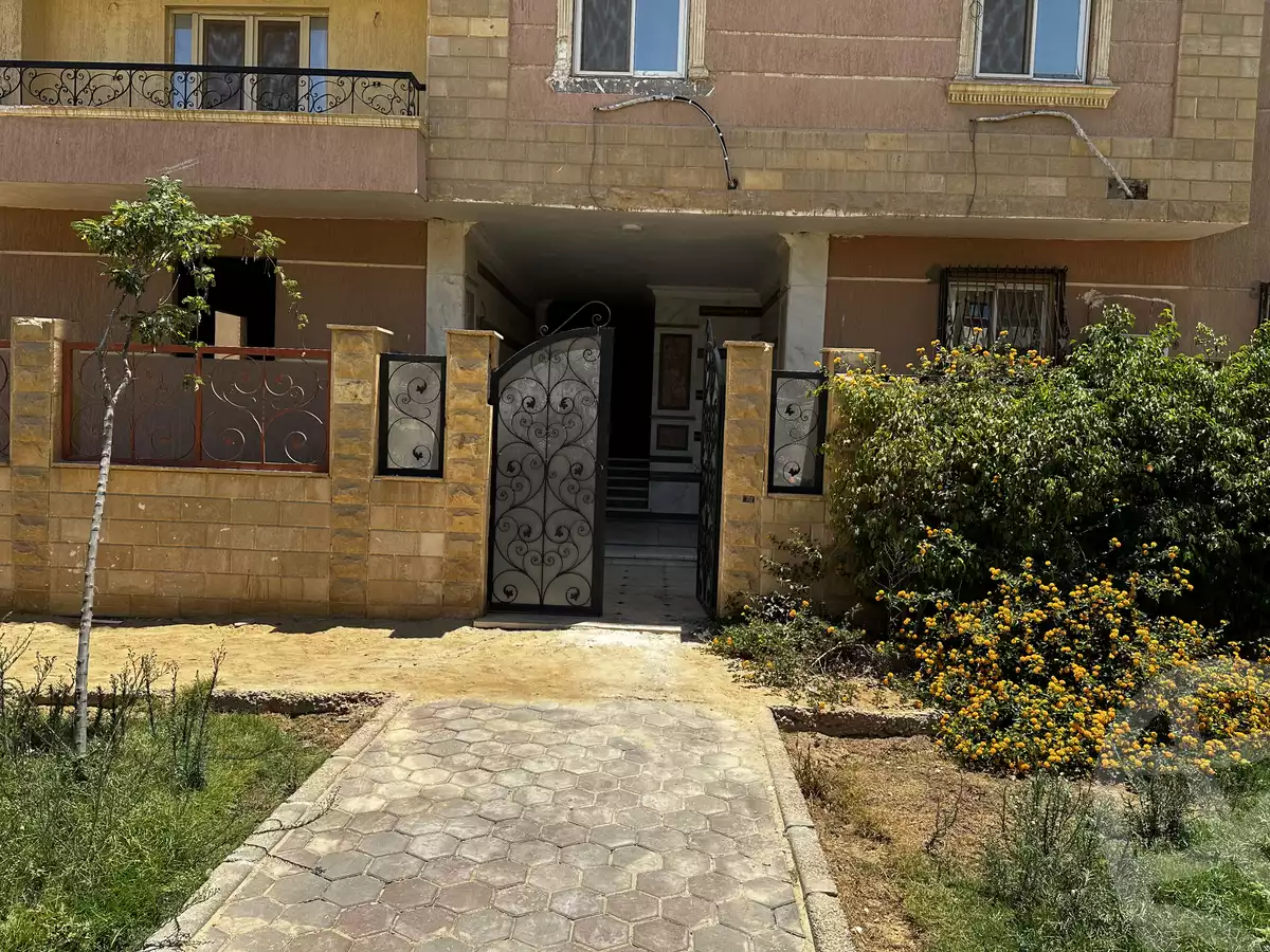 https://aqarmap.com.eg/en/listing/6228240-for-sale-cairo-el-shorouk-lmntq-lsb-neighbourhood-2