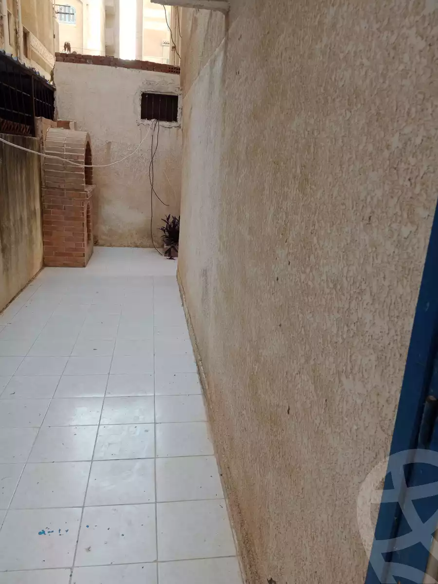 https://aqarmap.com.eg/ar/listing/4924801-for-rent-alexandria-l-jmy-shataa-el-nakheel-street-27