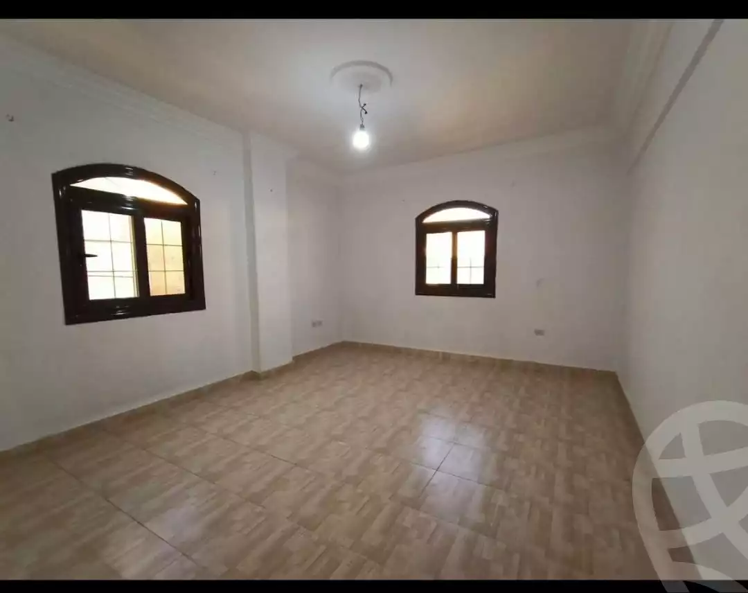 https://aqarmap.com.eg/ar/listing/4928135-for-rent-cairo-new-cairo-el-narges-el-narges-1-el-mosheer-ahmed-badawi-st