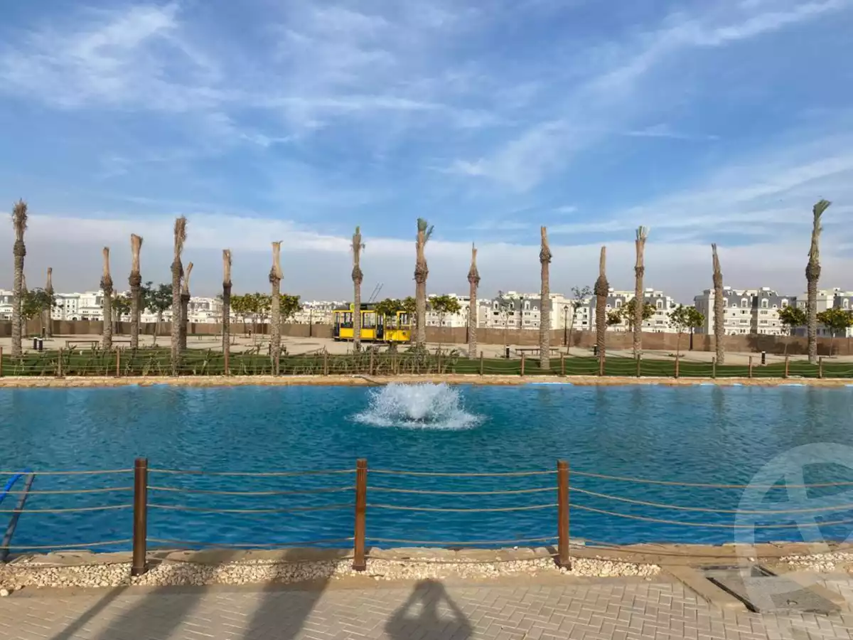 https://aqarmap.com.eg/ar/listing/4932579-for-sale-cairo-new-cairo-compounds-hyde-park-park-corner-hyde-park