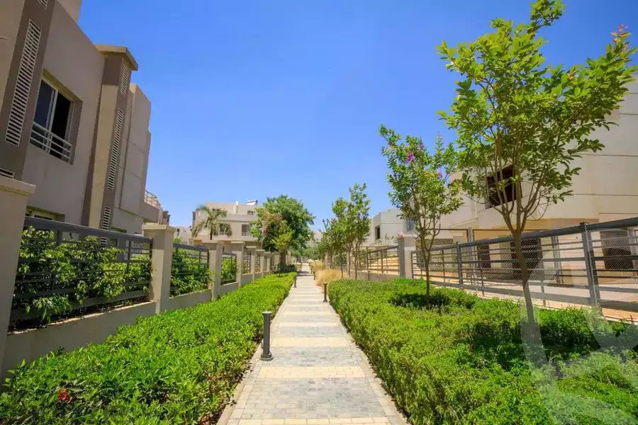 https://aqarmap.com.eg/ar/listing/4937637-for-sale-cairo-el-sheikh-zayed-city-compounds-atrio