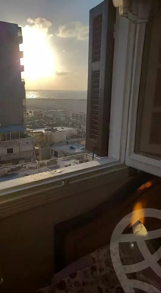 https://aqarmap.com.eg/ar/listing/4944962-for-sale-alexandria-rs-ltyn