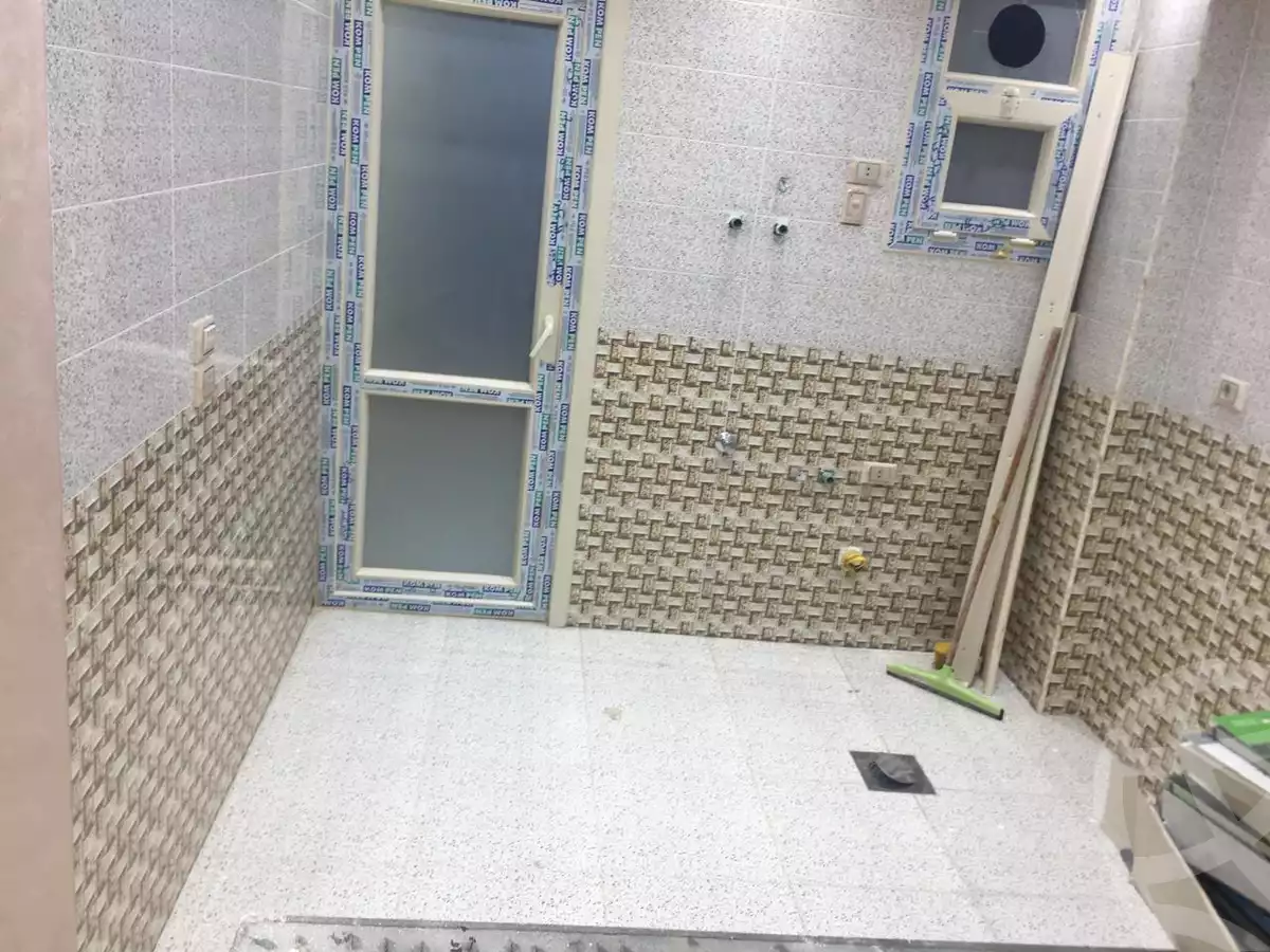https://aqarmap.com.eg/ar/listing/4958117-for-sale-cairo-6th-of-october-ganob-el-ahyaaa-el-bustan-neighborhood