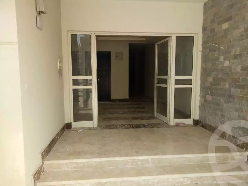 https://aqarmap.com.eg/ar/listing/5706469-for-sale-cairo-el-sheikh-zayed-city-compounds-dh-drys