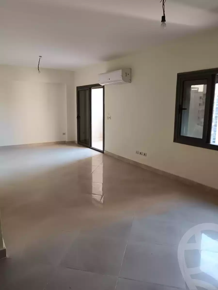 https://aqarmap.com.eg/ar/listing/4970602-for-sale-cairo-new-cairo-compounds-el-deyar-mokhabarat
