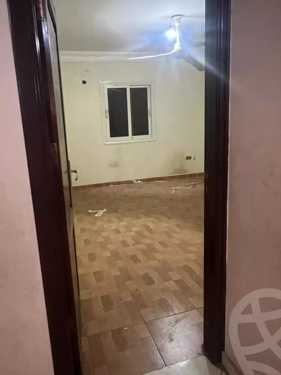 https://aqarmap.com.eg/ar/listing/4972226-for-sale-cairo-el-sheikh-zayed-city-el-hay-elasher-street-100