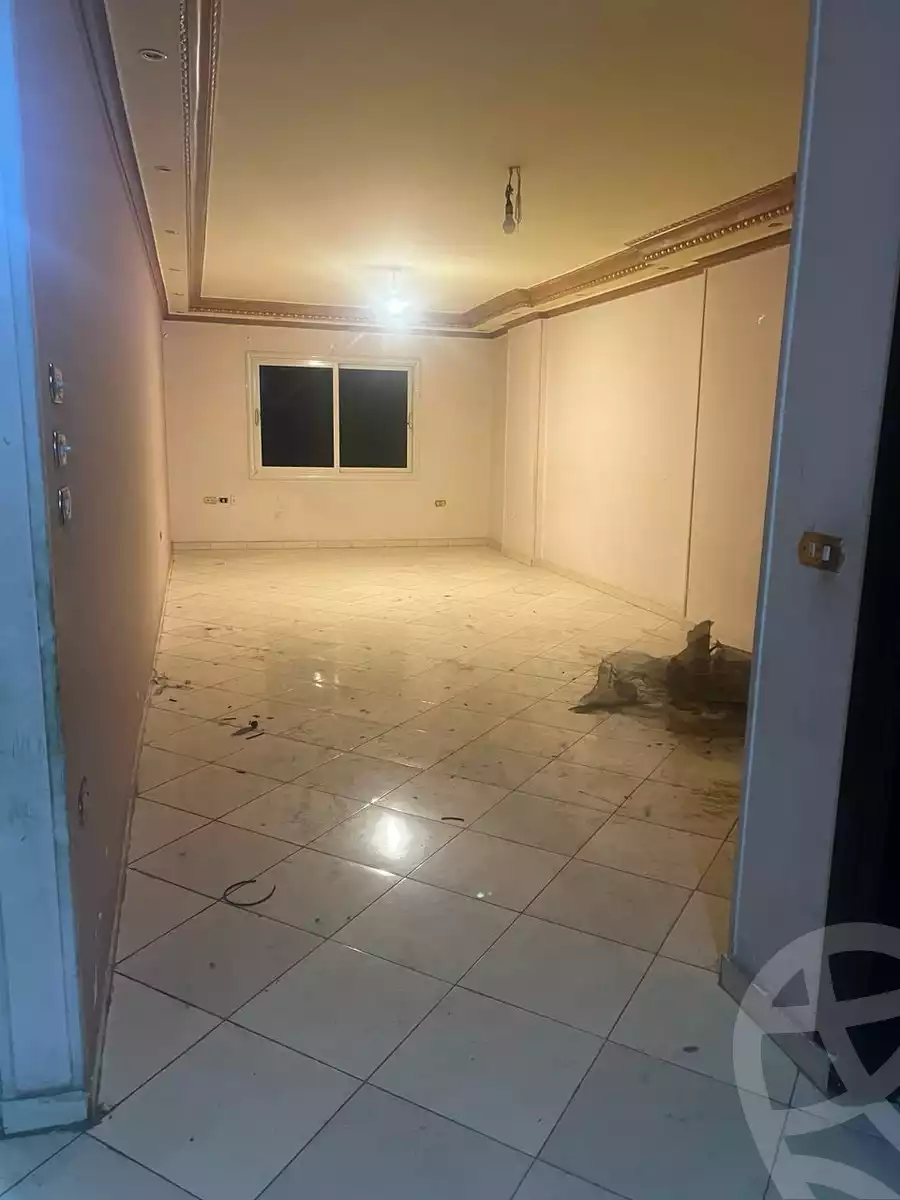 https://aqarmap.com.eg/ar/listing/4972226-for-sale-cairo-el-sheikh-zayed-city-el-hay-elasher-street-100
