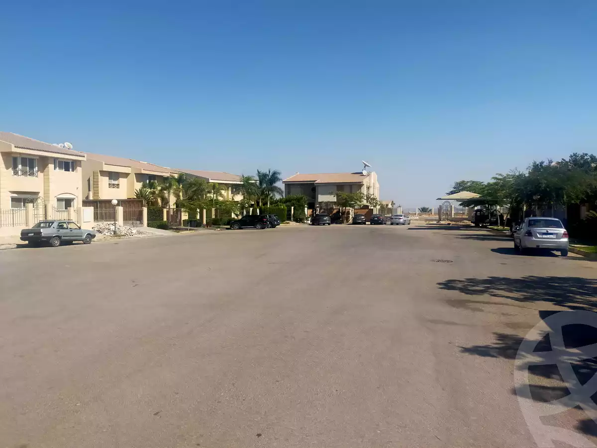 https://aqarmap.com.eg/en/listing/4977673-for-sale-cairo-el-sheikh-zayed-city-compounds-el-rabwa