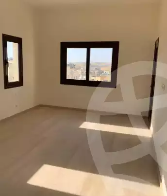 https://aqarmap.com.eg/en/listing/4981861-for-rent-cairo-mokattam-compounds-uptown-cairo