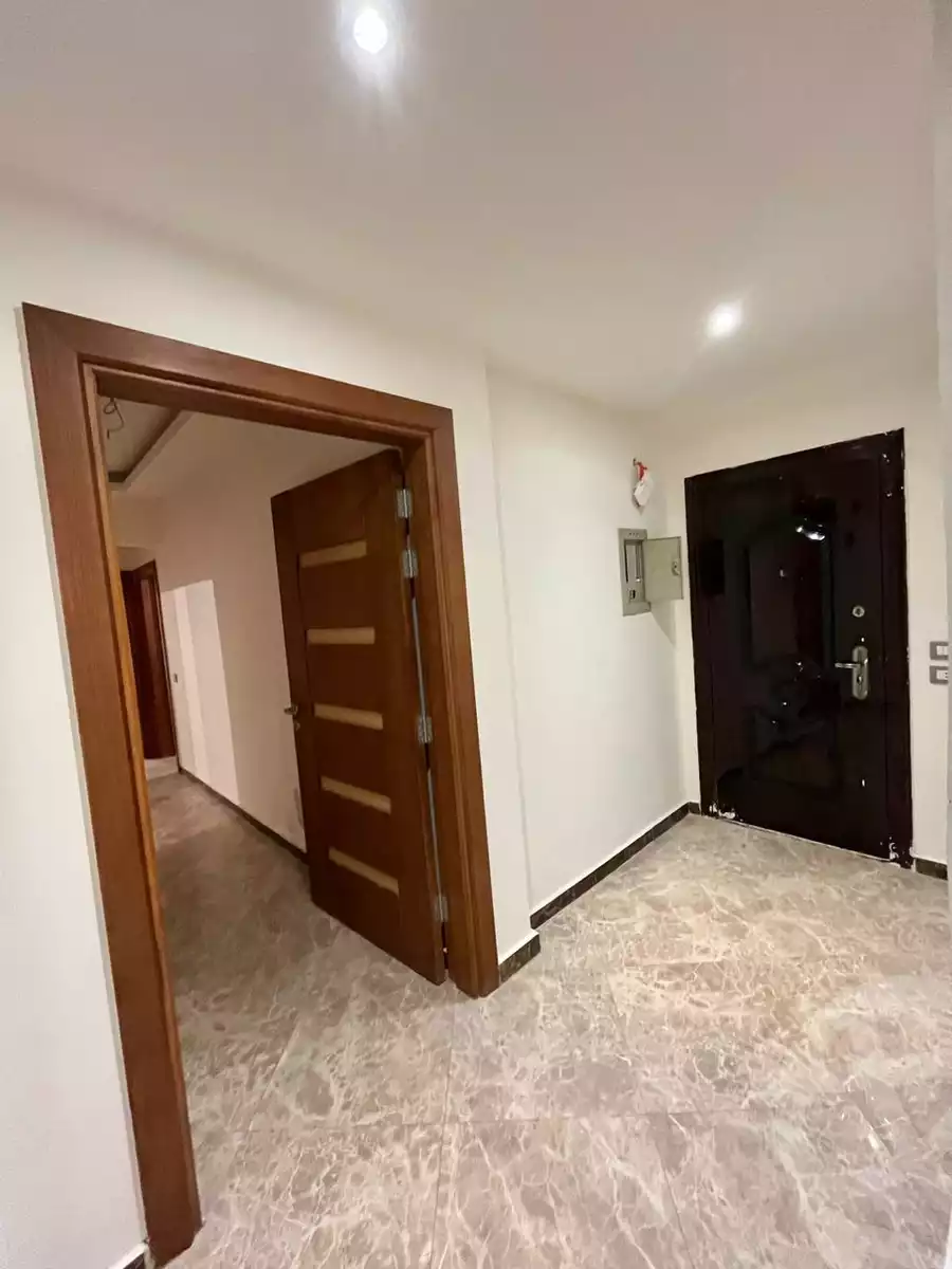 https://aqarmap.com.eg/en/listing/4992685-for-rent-cairo-new-cairo-90th-street-northern-90th-street