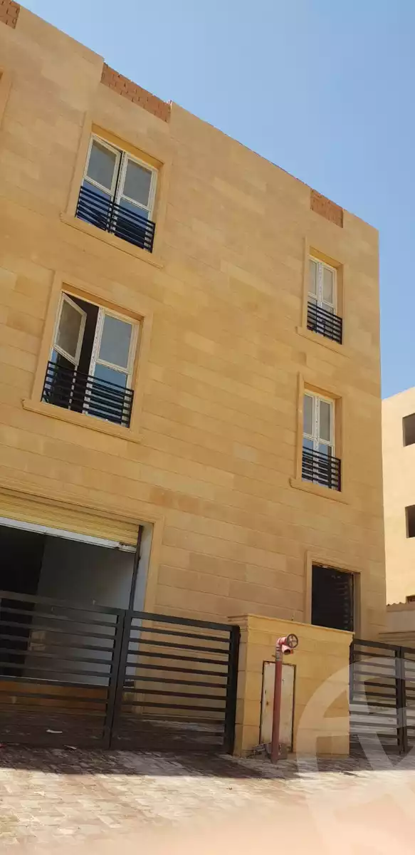 https://aqarmap.com.eg/ar/listing/4994331-for-rent-cairo-new-cairo-el-maantiqah-el-sinaiyyah