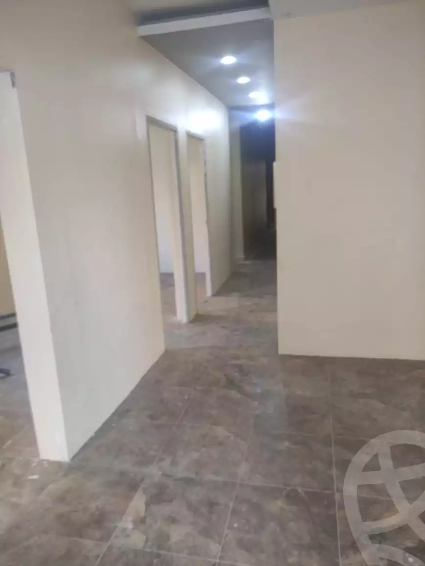 https://aqarmap.com.eg/ar/listing/5003237-for-rent-cairo-mokattam-lhdb-l-ly-shareaa-9