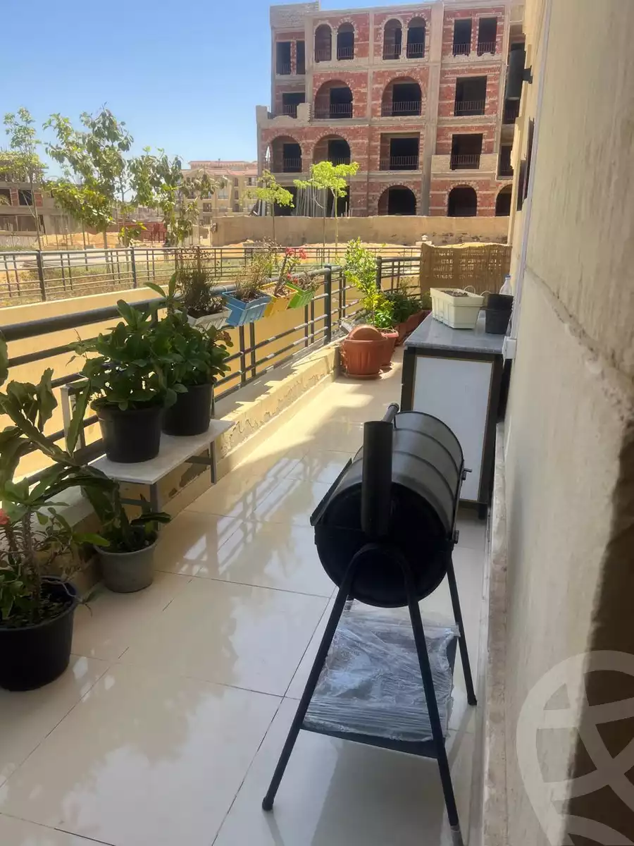 https://aqarmap.com.eg/ar/listing/5004613-for-sale-cairo-el-shorouk-compounds-maadi-view