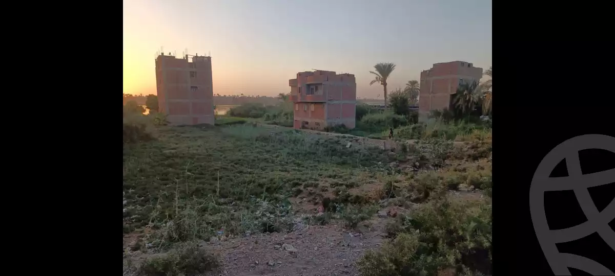 https://aqarmap.com.eg/ar/listing/5011542-for-sale-cairo-helwan-kwrnysh-hlwn
