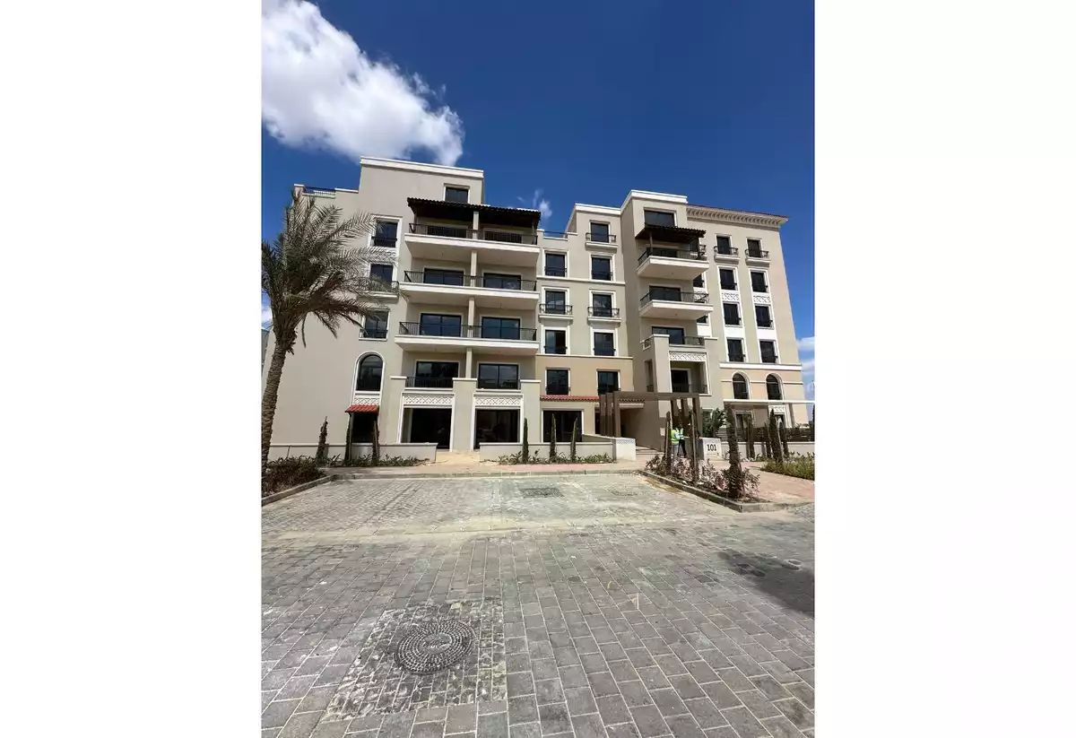 https://aqarmap.com.eg/en/listing/5017970-for-sale-cairo-el-sheikh-zayed-city-compounds-kmbwnd-fyldj-wyst-dr-llttwyr