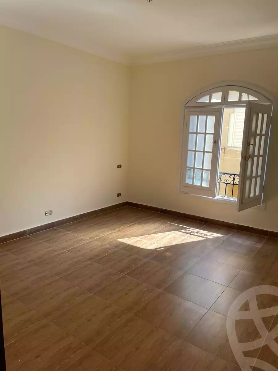 https://aqarmap.com.eg/ar/listing/5030181-for-rent-cairo-new-cairo-el-narges-el-narges-7-dr-ali-mosharafa-street