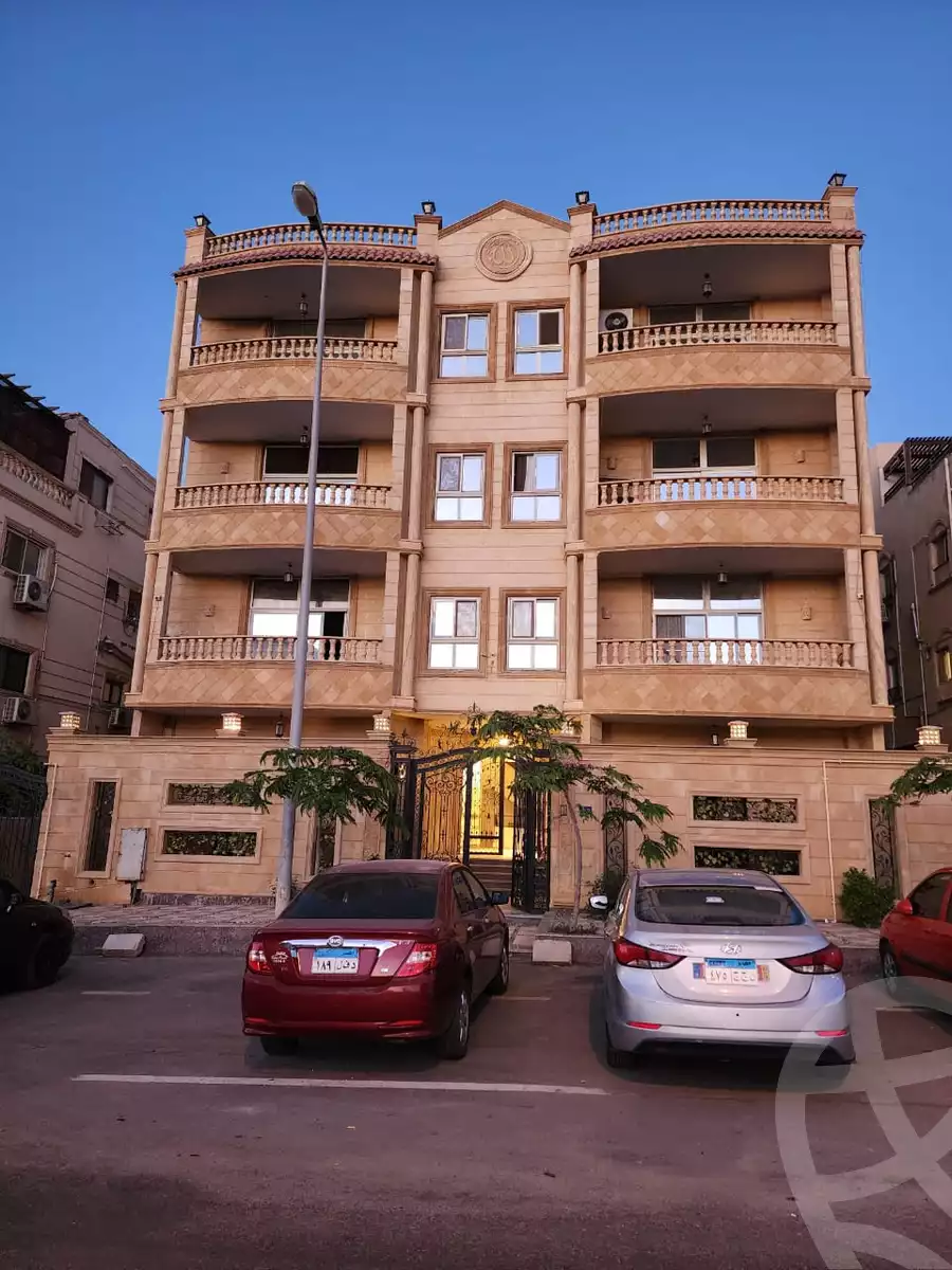 https://aqarmap.com.eg/en/listing/5032438-for-rent-cairo-new-cairo-el-yassamin-el-yasmeen-3-mohamed-rahim-st