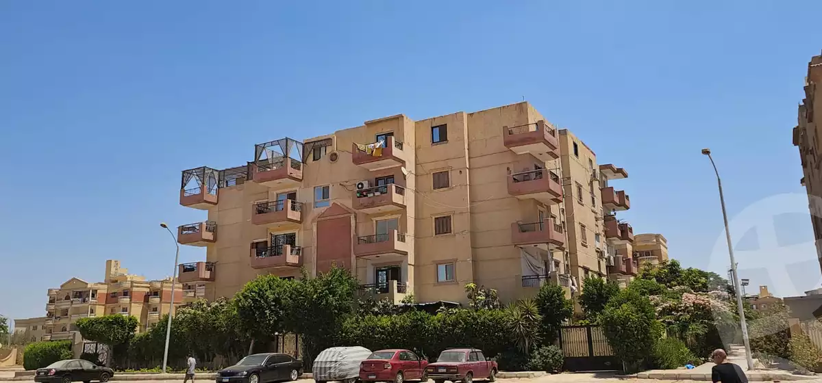 https://aqarmap.com.eg/en/listing/5032993-for-sale-cairo-6th-of-october-el-ahyaa-neighborhood-11th