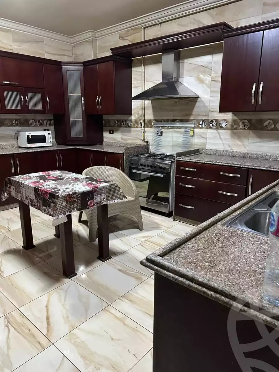 https://aqarmap.com.eg/en/listing/5034459-for-rent-cairo-mokattam-lhdb-l-ly-shareaa-9