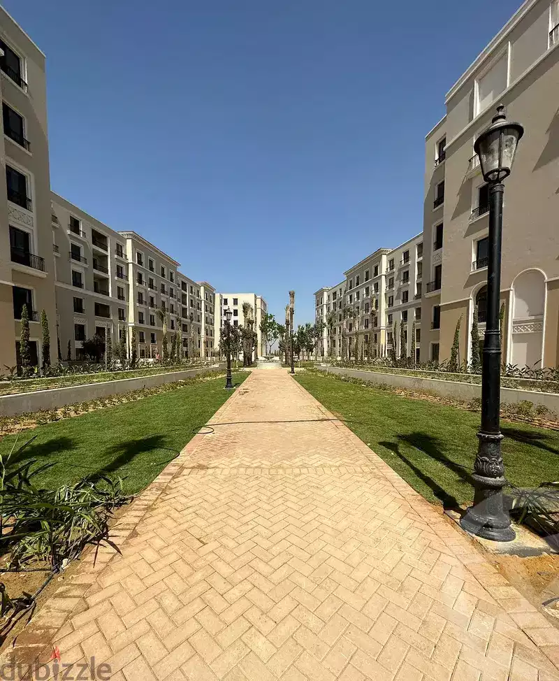 https://aqarmap.com.eg/ar/listing/5040710-for-sale-cairo-el-sheikh-zayed-city-compounds-kmbwnd-fyldj-wyst-dr-llttwyr