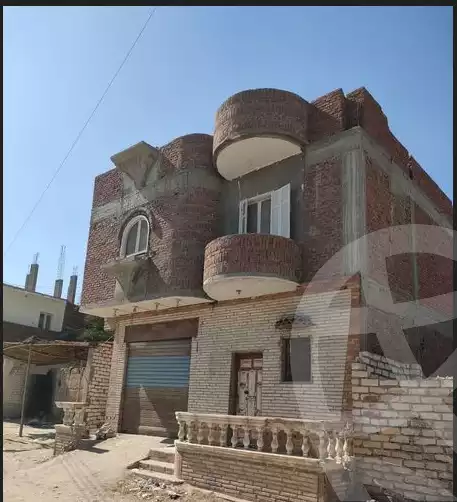 https://aqarmap.com.eg/en/listing/5044188-for-sale-suez-el-arebaaen-ismailia-suez-rd