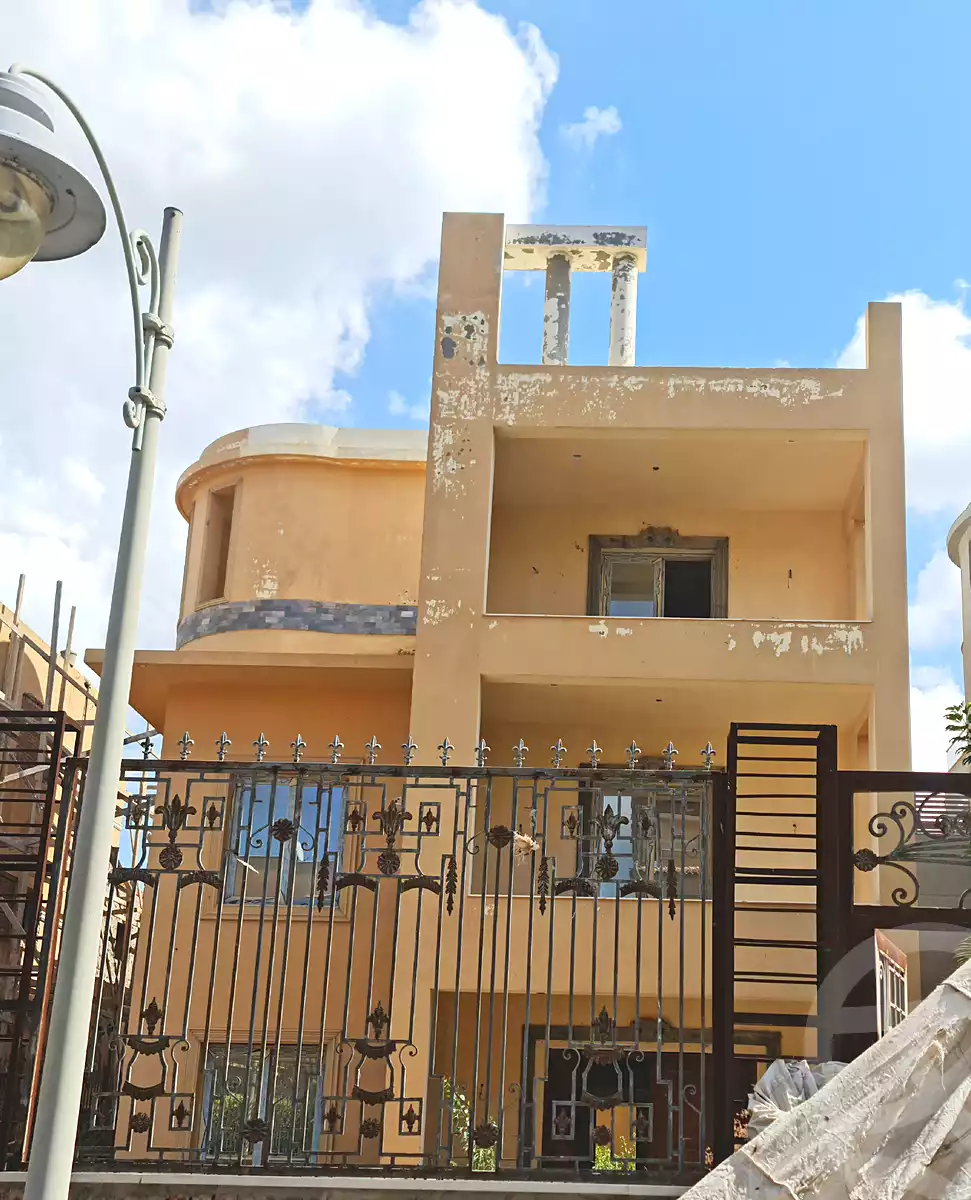 https://aqarmap.com.eg/ar/listing/5062938-for-sale-alexandria-cairo-alexandria-desert-road-compounds-merosa