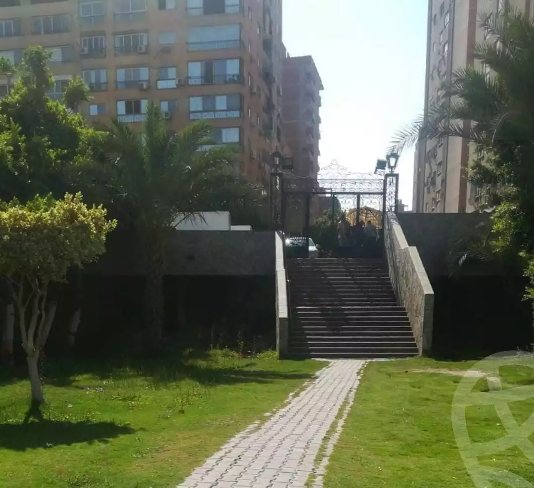 https://aqarmap.com.eg/en/listing/5694999-for-rent-cairo-ljyz-el-bahr-el-azam-el-khalej-buildings