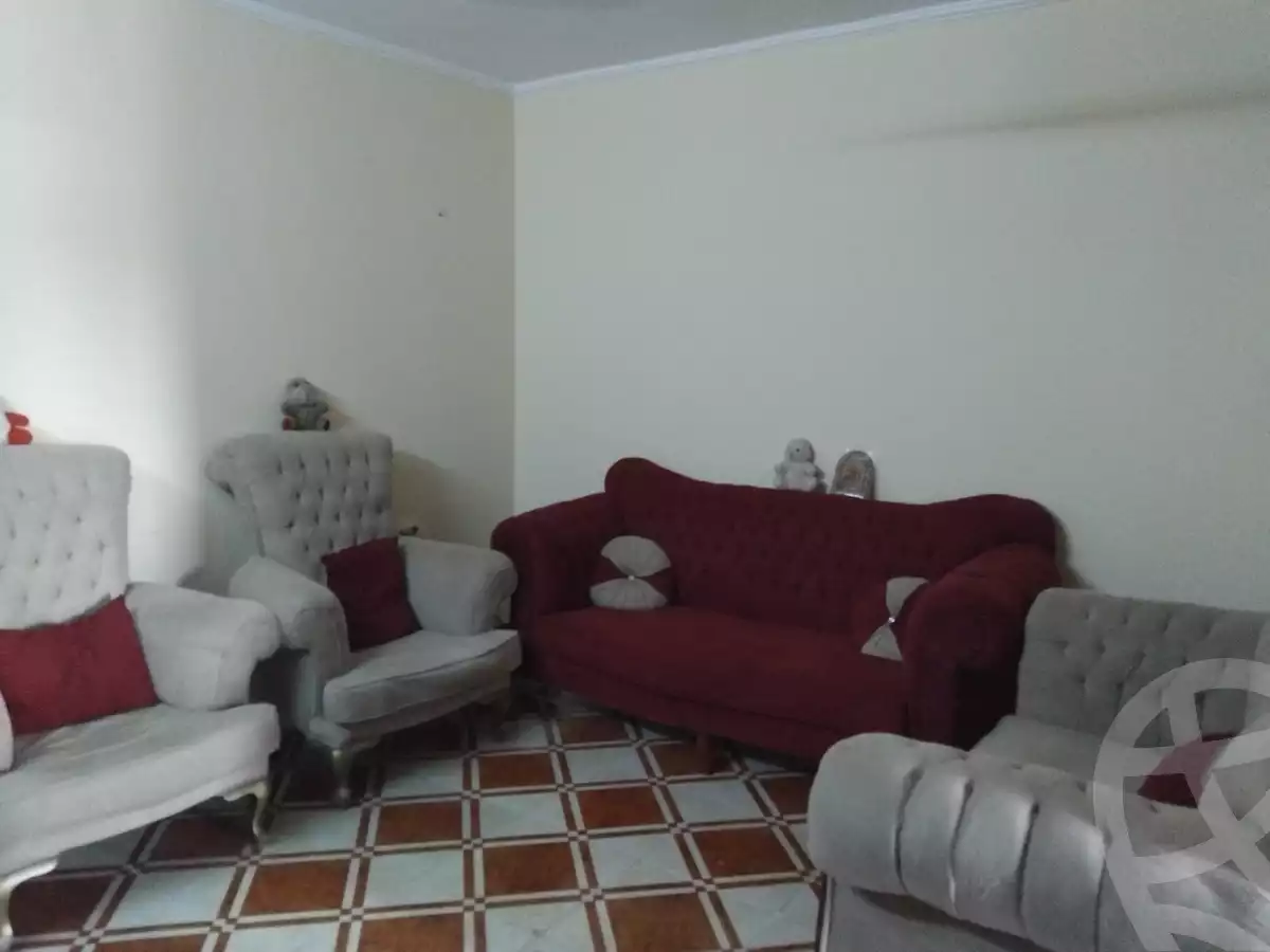 https://aqarmap.com.eg/ar/listing/5065660-for-sale-alexandria-alhadara-new-el-hadra-abou-bakr-el-sedeek-st-1