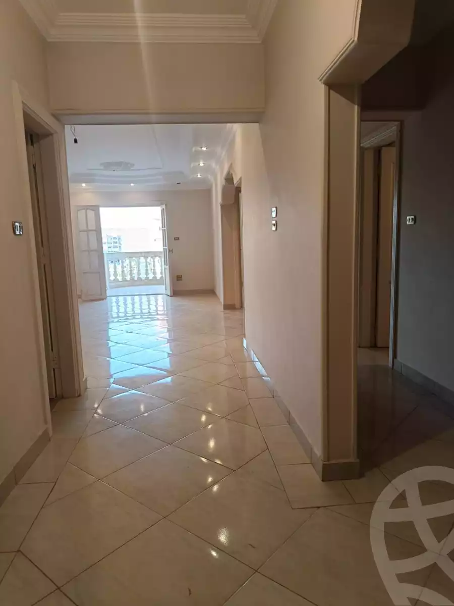 https://aqarmap.com.eg/ar/listing/5075404-for-rent-cairo-mokattam-lhdb-l-ly