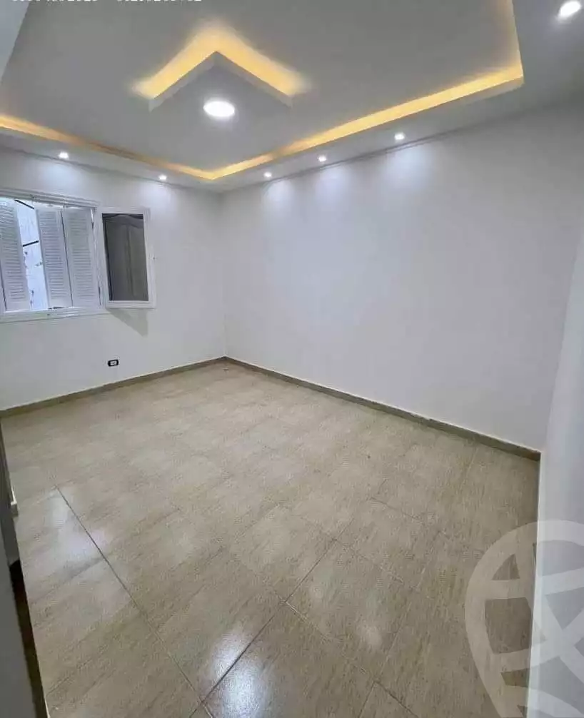 https://aqarmap.com.eg/ar/listing/5075426-for-sale-alexandria-sydy-bshr-sydy-bshr-bhry-mohamed-el-srafi-st.