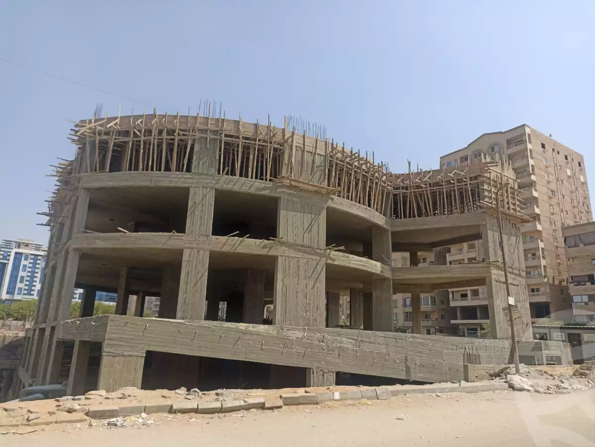 https://aqarmap.com.eg/ar/listing/5090140-for-sale-cairo-nasr-city-compounds-arab-home-mall-benayat