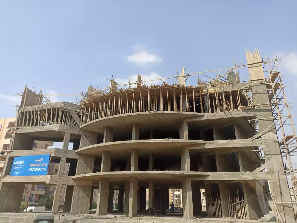 https://aqarmap.com.eg/en/listing/5090140-for-sale-cairo-nasr-city-compounds-arab-home-mall-benayat