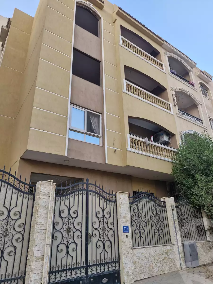 https://aqarmap.com.eg/ar/listing/5731981-for-sale-cairo-new-cairo-south-investors-al-gezira-st