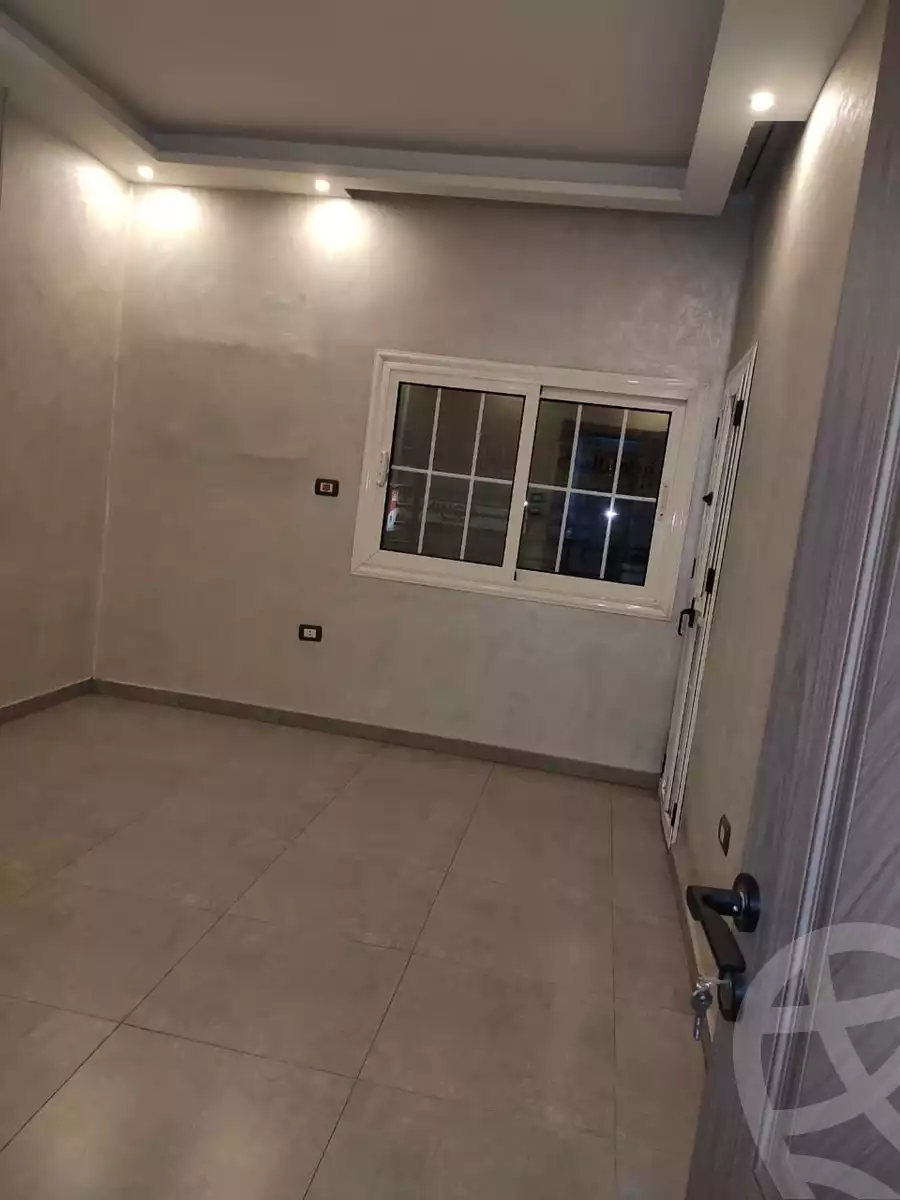 https://aqarmap.com.eg/ar/listing/6266070-for-sale-cairo-ljyz-shareaa-morad  charel degol