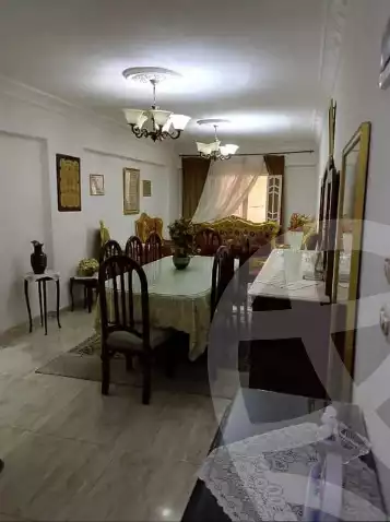 https://aqarmap.com.eg/en/listing/5101296-for-sale-alexandria-el-hanouvel-kasr-al-quiri-st-1