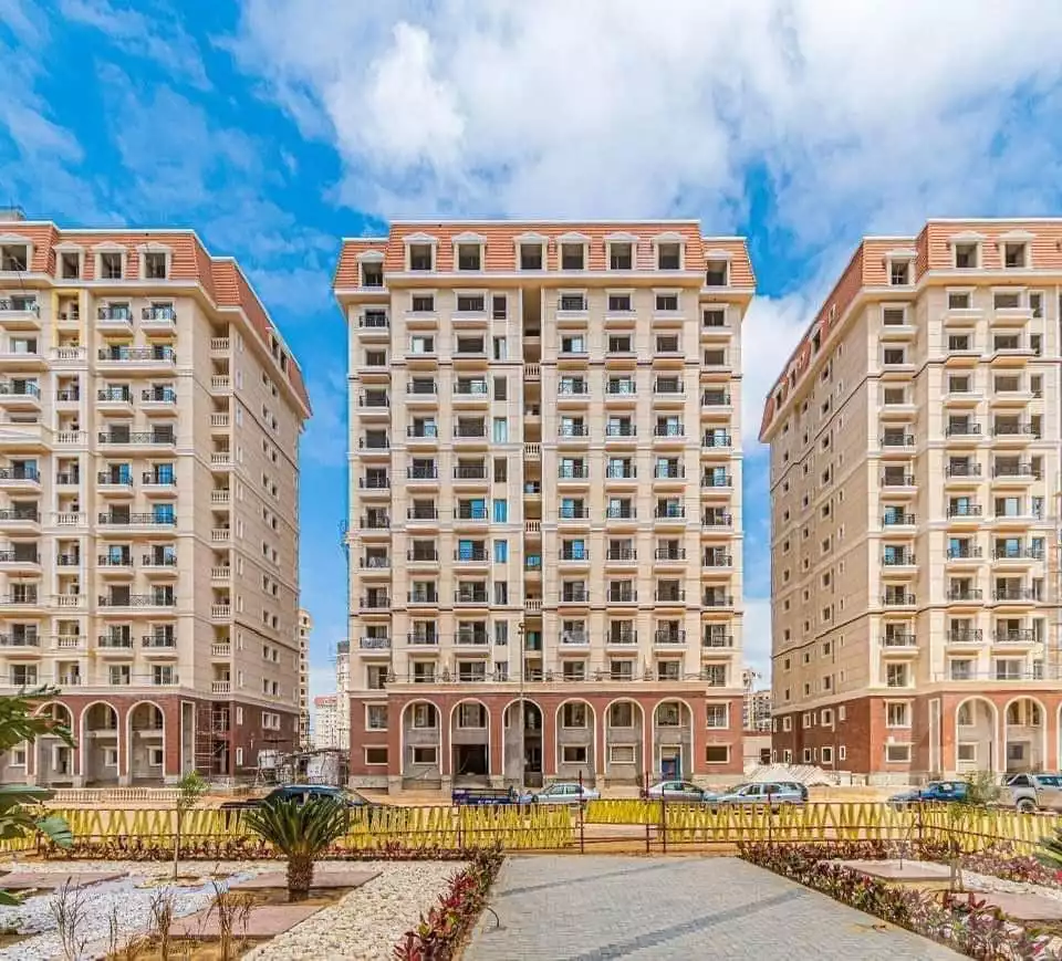 https://aqarmap.com.eg/en/listing/5111934-for-sale-alexandria-sawary-compounds-diva-sawari-compound-abo-zahra-development