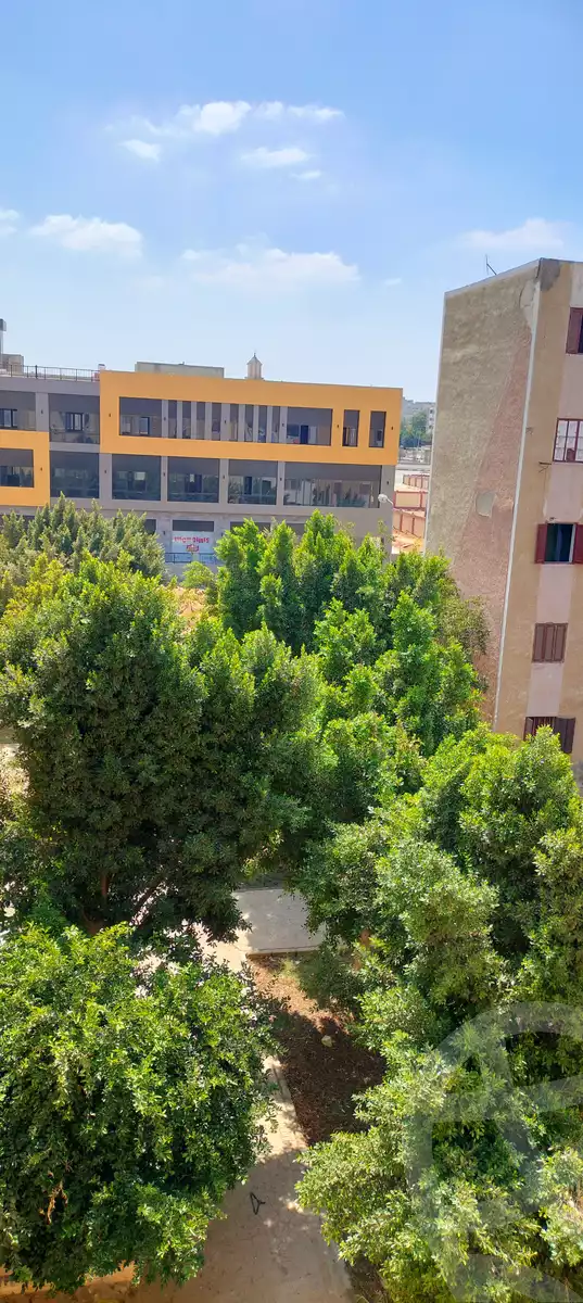 https://aqarmap.com.eg/en/listing/5105622-for-sale-cairo-el-shorouk-lhy-lthny-grb-neighbourhood-2a