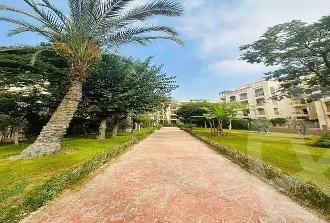 https://aqarmap.com.eg/en/listing/5129037-for-sale-cairo-el-sheikh-zayed-city-compounds-hadayek-el-mohandiseen