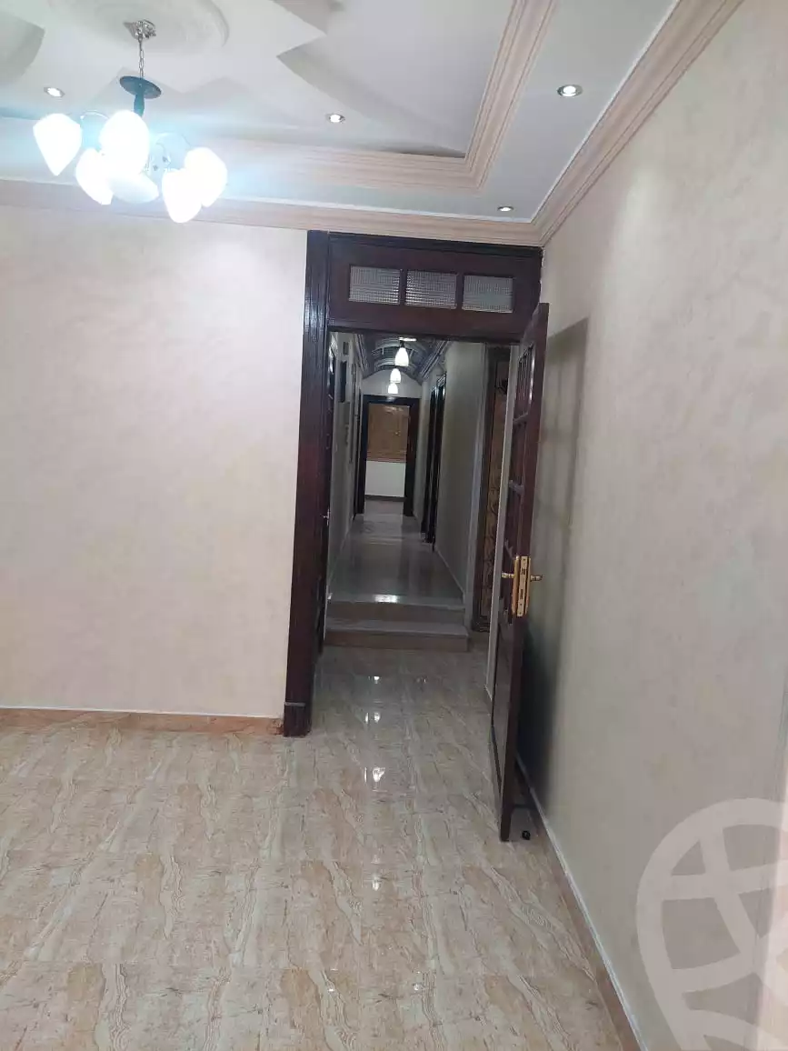 https://aqarmap.com.eg/ar/listing/5130505-for-rent-cairo-new-cairo-ganob-el-akadamiya-south-academy-o-el-sheikh-mohamed-el-nasharty-st