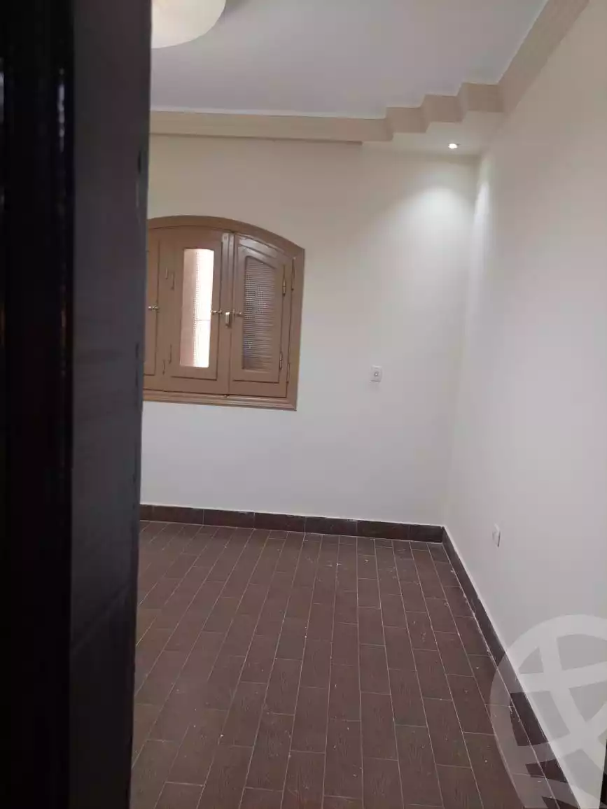 https://aqarmap.com.eg/ar/listing/5130505-for-rent-cairo-new-cairo-ganob-el-akadamiya-south-academy-o-el-sheikh-mohamed-el-nasharty-st