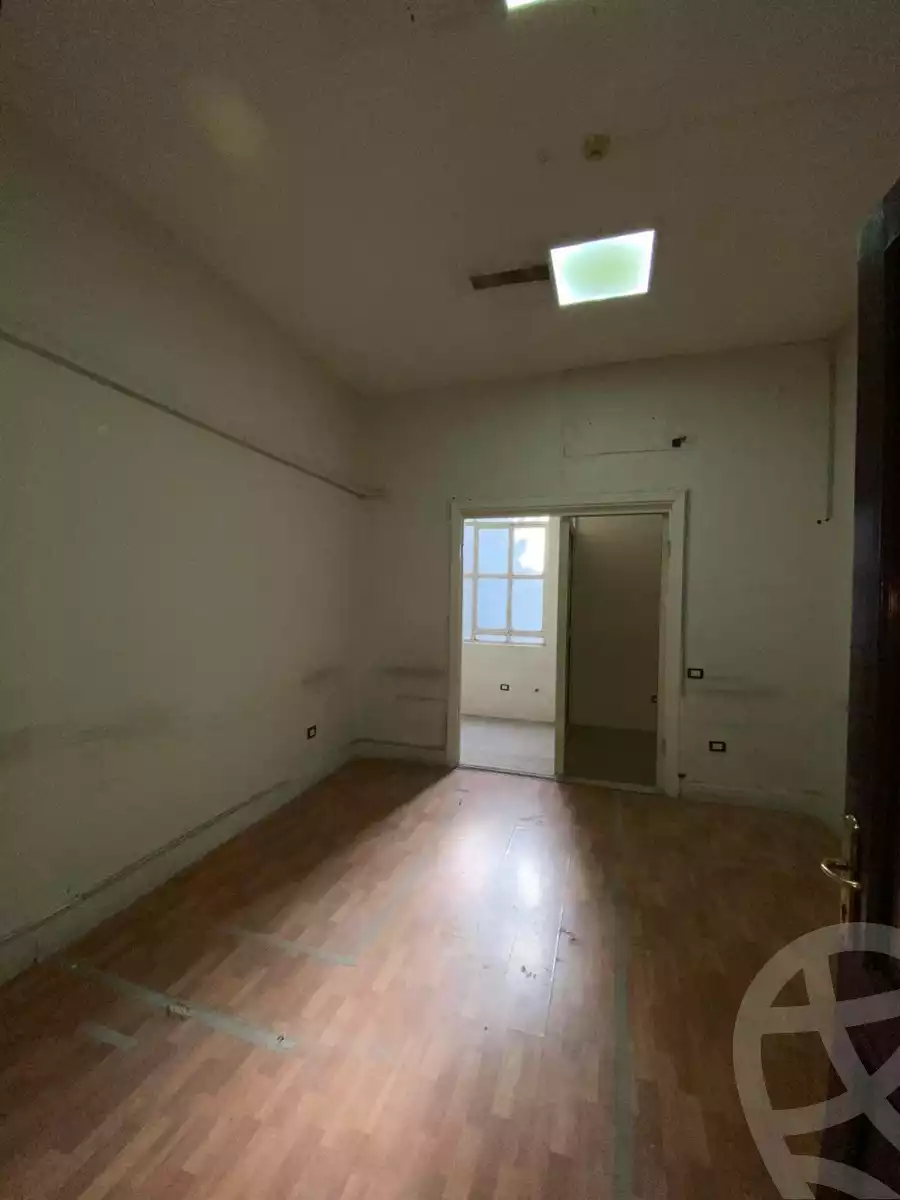 https://aqarmap.com.eg/ar/listing/6009762-for-rent-cairo-garden-city-khaleel-agha-st