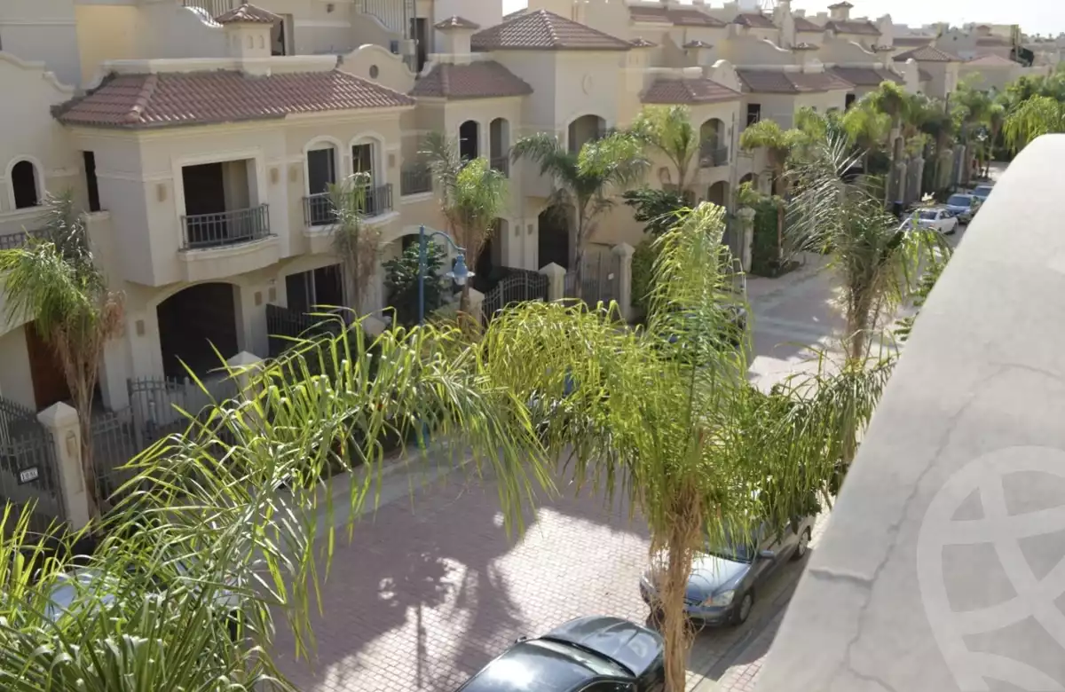 https://aqarmap.com.eg/en/listing/5159673-for-sale-cairo-el-shorouk-compounds-el-patio-5-east