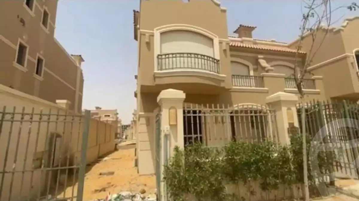 https://aqarmap.com.eg/en/listing/5159673-for-sale-cairo-el-shorouk-compounds-el-patio-5-east