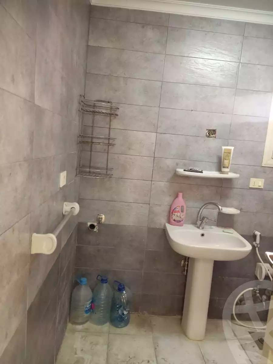 https://aqarmap.com.eg/en/listing/5180067-for-rent-cairo-new-cairo-lrhb-city-phase-6-al-layth-ibn-saad-st