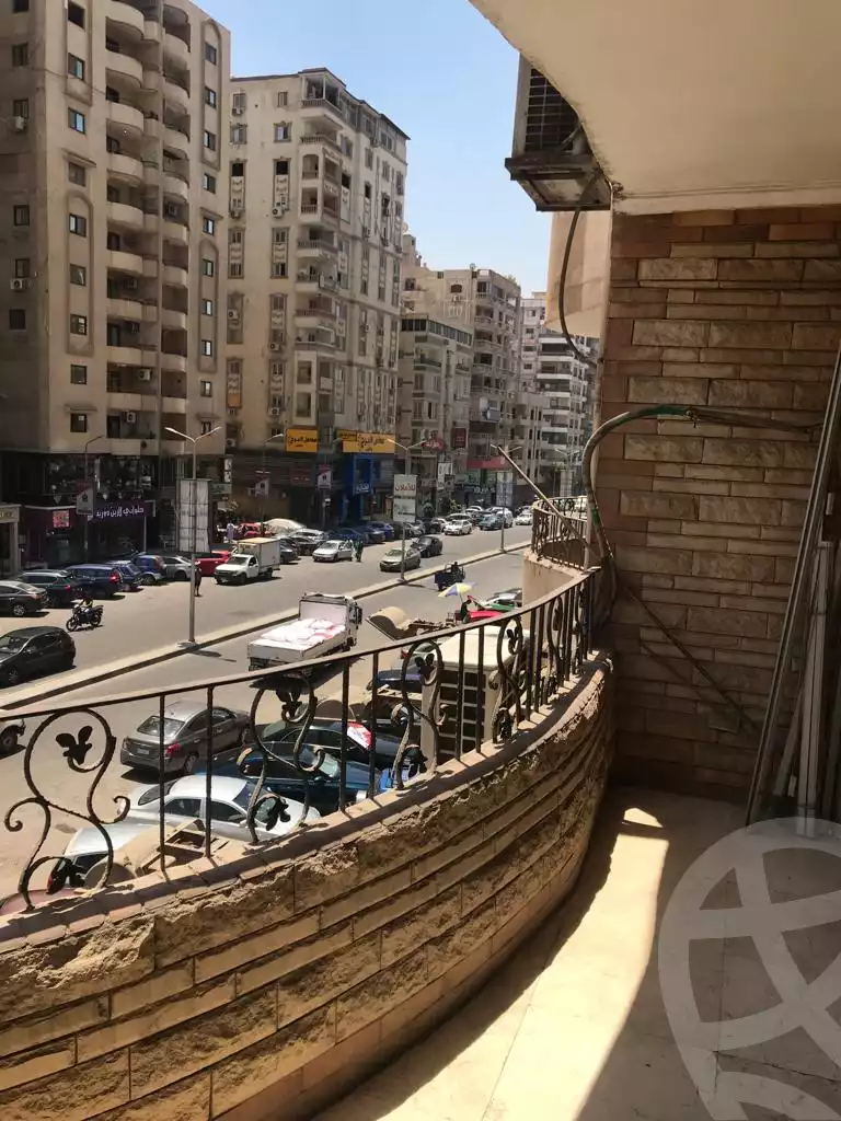 https://aqarmap.com.eg/ar/listing/5185299-for-sale-cairo-heliopolis-abdel-hamid-badawi