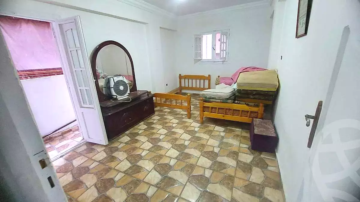 https://aqarmap.com.eg/en/listing/5194030-for-sale-alexandria-bw-qyr-street-16